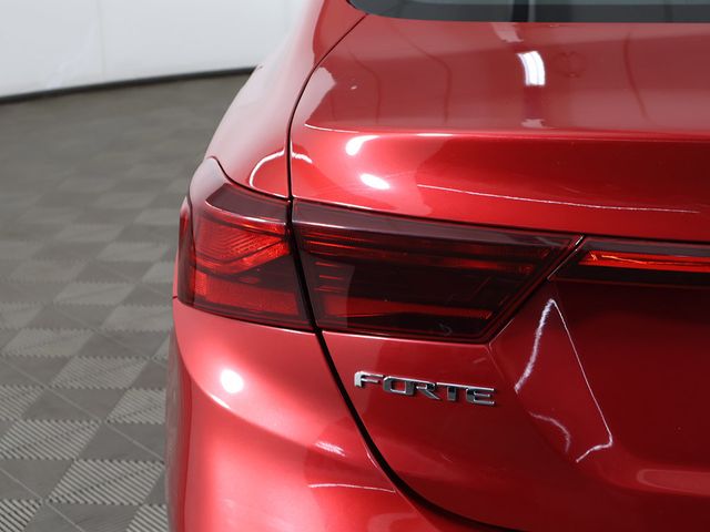 2019 Kia Forte LXS IVT - 23087292 - 11