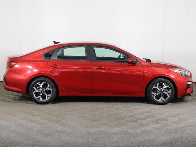 2019 Kia Forte LXS IVT - 23087292 - 14