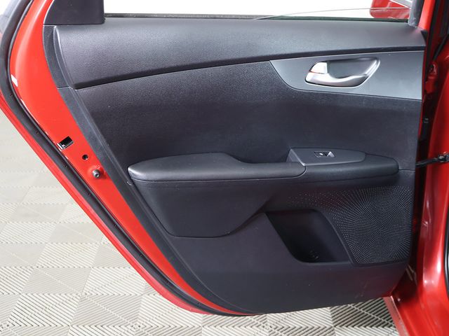 2019 Kia Forte LXS IVT - 23087292 - 20