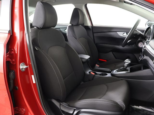 2019 Kia Forte LXS IVT - 23087292 - 25
