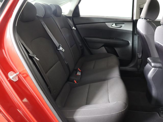 2019 Kia Forte LXS IVT - 23087292 - 29