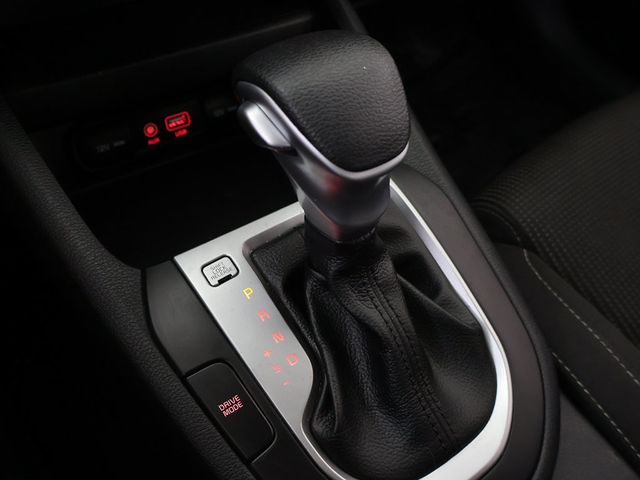 2019 Kia Forte LXS IVT - 23087292 - 42