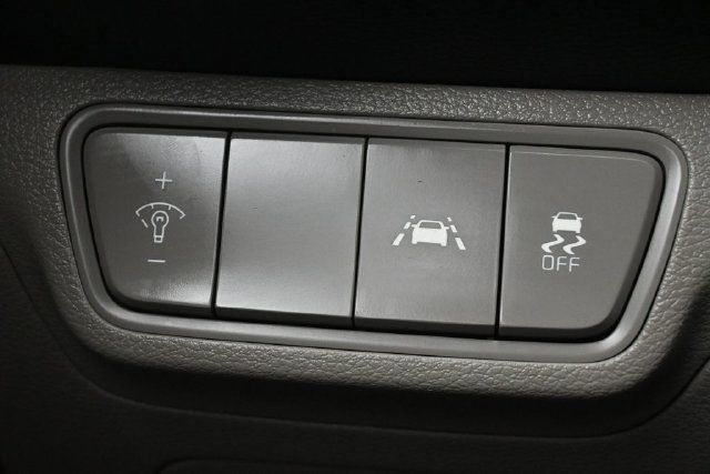 2019 Kia Forte LXS IVT - 23072215 - 18