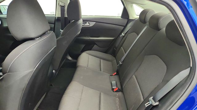 2019 Kia Forte LXS IVT - 23012271 - 19