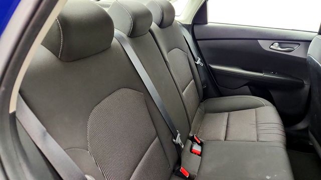 2019 Kia Forte LXS IVT - 23012271 - 21