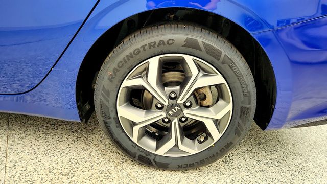 2019 Kia Forte LXS IVT - 23012271 - 8