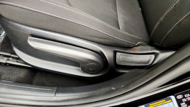 2019 Kia Forte LXS IVT - 23069932 - 10