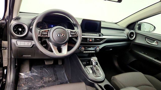 2019 Kia Forte LXS IVT - 23069932 - 11