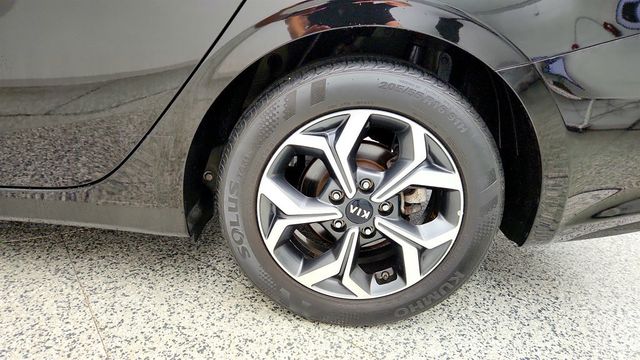 2019 Kia Forte LXS IVT - 23069932 - 26