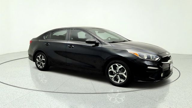 2019 Kia Forte LXS IVT - 23069932 - 2