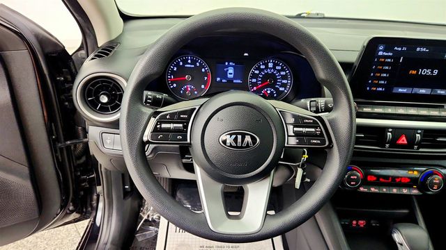 2019 Kia Forte LXS IVT - 23069932 - 30