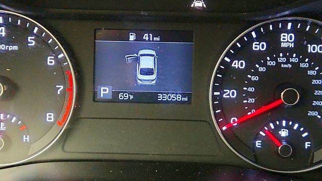 2019 Kia Forte LXS IVT - 23069932 - 32