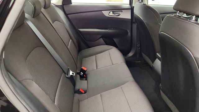 2019 Kia Forte LXS IVT - 23069932 - 39