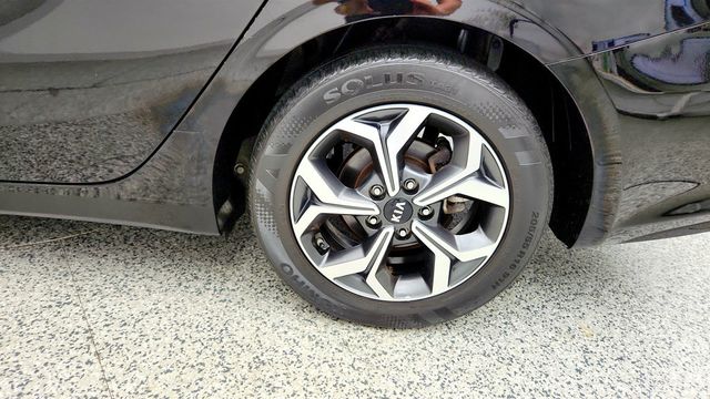 2019 Kia Forte LXS IVT - 23069932 - 8