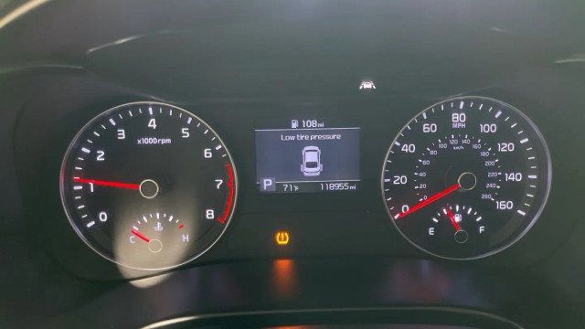 2019 Kia Forte S IVT - 22988596 - 14