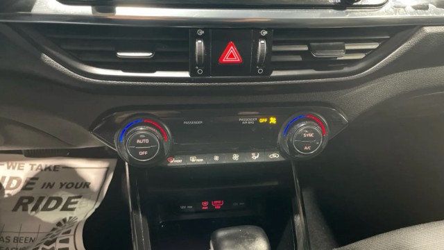 2019 Kia Forte S IVT - 22988596 - 16