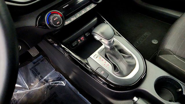 2019 Kia Forte S w/ Premium Package, Power Sunroof & LED Headlights - 23097882 - 16