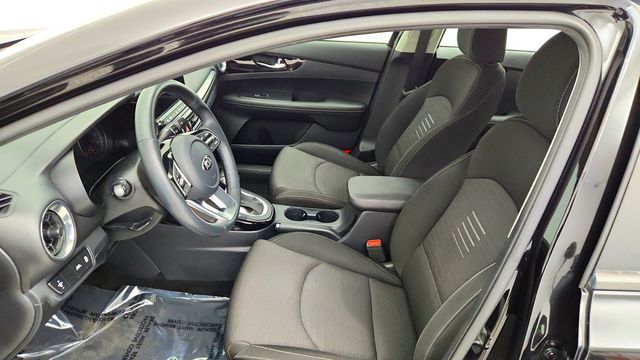 2019 Kia Forte S w/ Premium Package, Power Sunroof & LED Headlights - 23097882 - 19