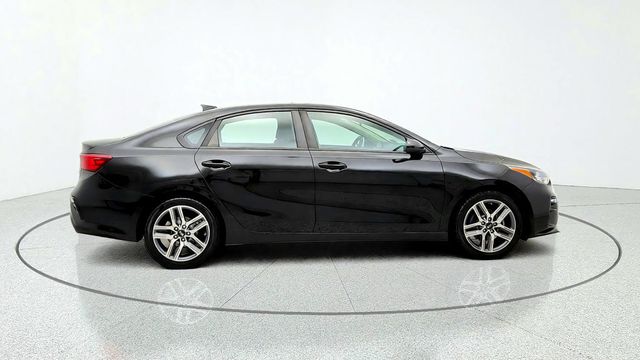 2019 Kia Forte S w/ Premium Package, Power Sunroof & LED Headlights - 23097882 - 3