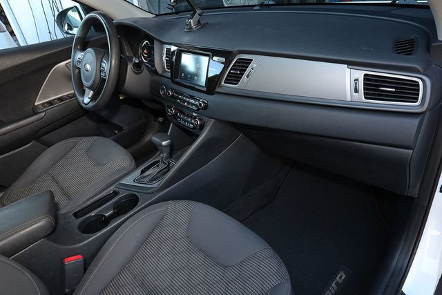 2019 KIA NIRO FE FWD - 22945162 - 19