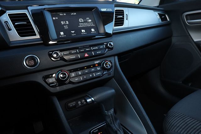 2019 KIA NIRO FE FWD - 22945162 - 21