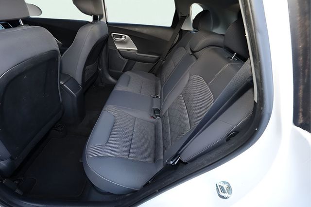 2019 KIA NIRO LX FWD - 22945162 - 12