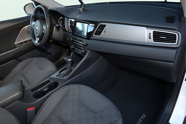 2019 KIA NIRO LX FWD - 22945162 - 19