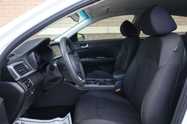 2019 Kia Optima LX - 23070707 - 16