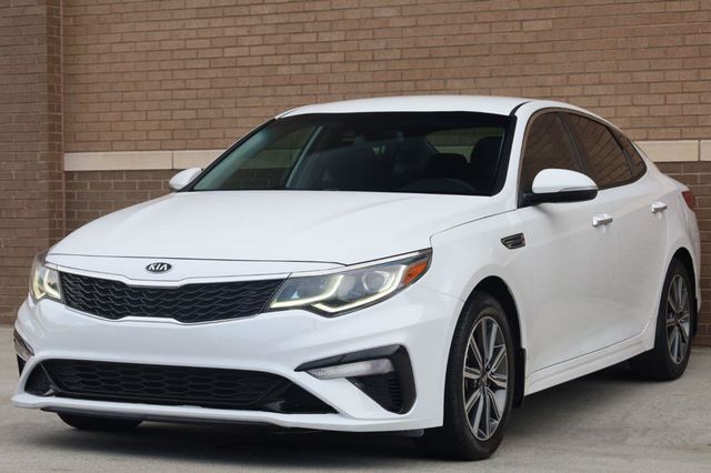 2019 Kia Optima LX - 23070707 - 4