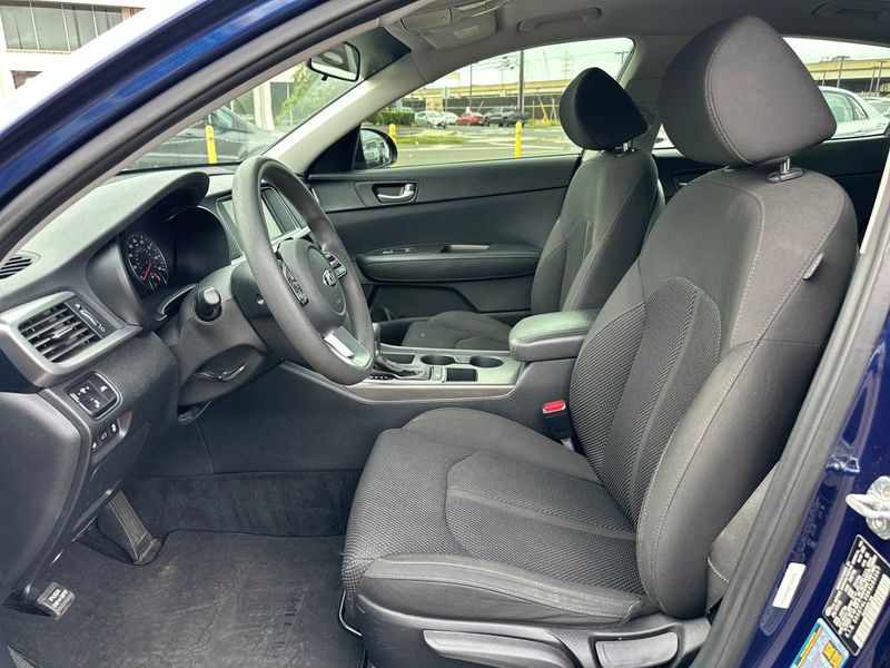 2019 Kia Optima LX Automatic - 22965858 - 12