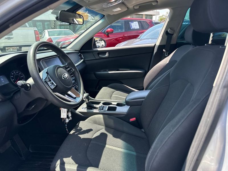 2019 Kia Optima LX Automatic - 23016411 - 12
