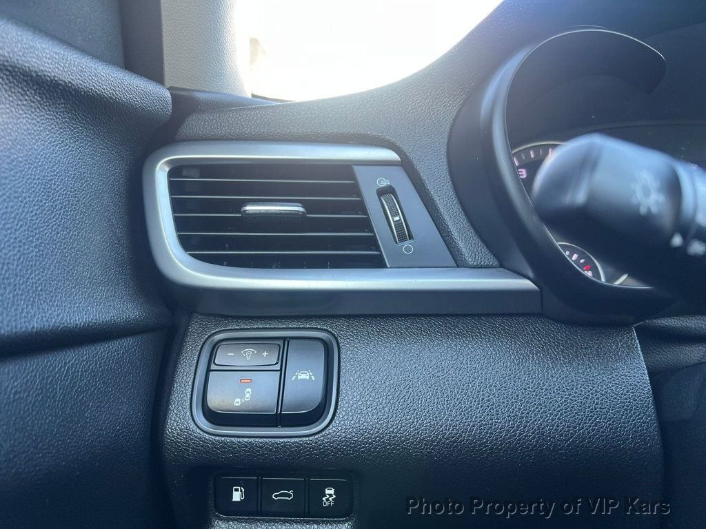 2019 Kia Optima LX Automatic - 22937054 - 9