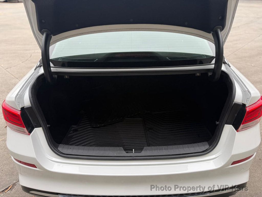 2019 Kia Optima LX Automatic - 22971700 - 18