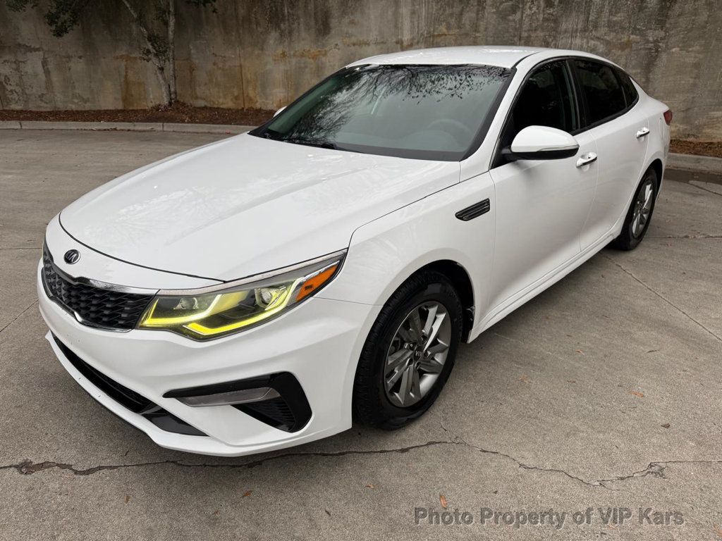 2019 Kia Optima LX Automatic - 22971700 - 19