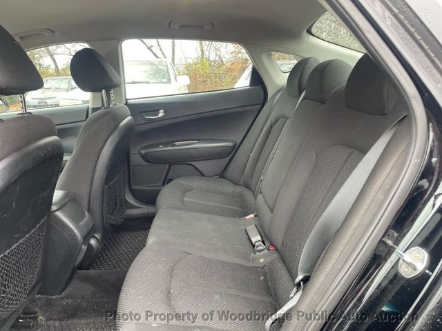 2019 Kia Optima LX Automatic - 22717353 - 19