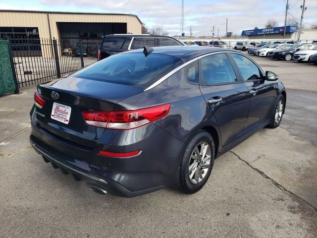 2019 Kia Optima LX photo 7