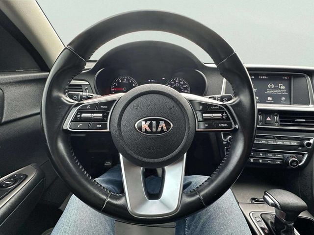 2019 Kia Optima LX Automatic - 22952534 - 19