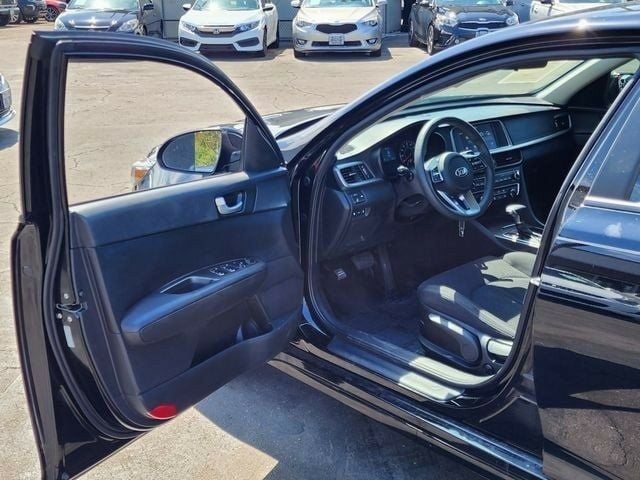 2019 Kia Optima LX Automatic - 21941411 - 33