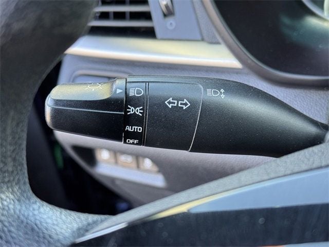 2019 Kia Optima LX Automatic - 22756693 - 33