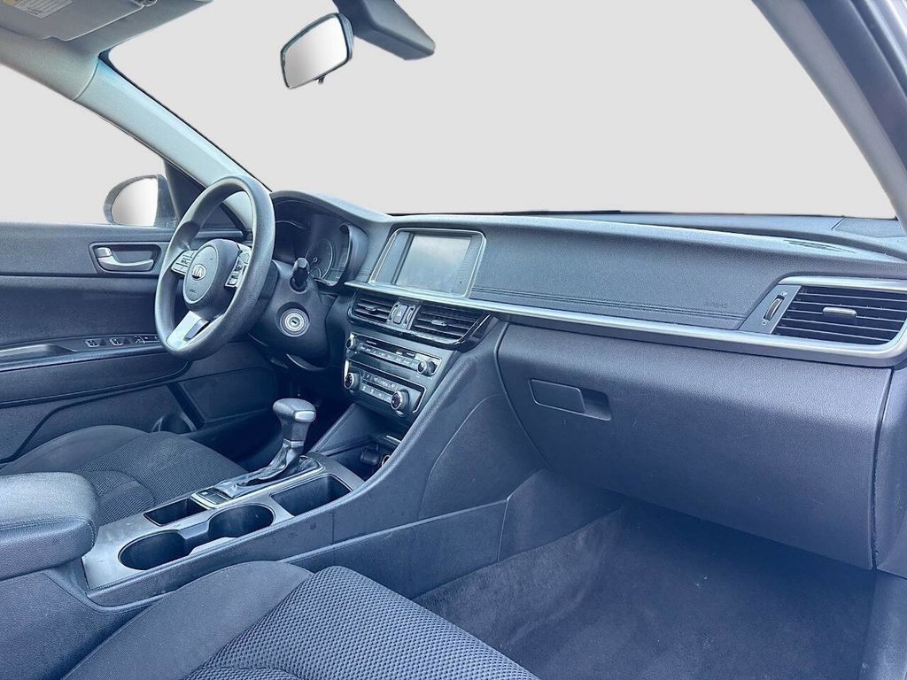 2019 Kia Optima LX Automatic - 22963910 - 16