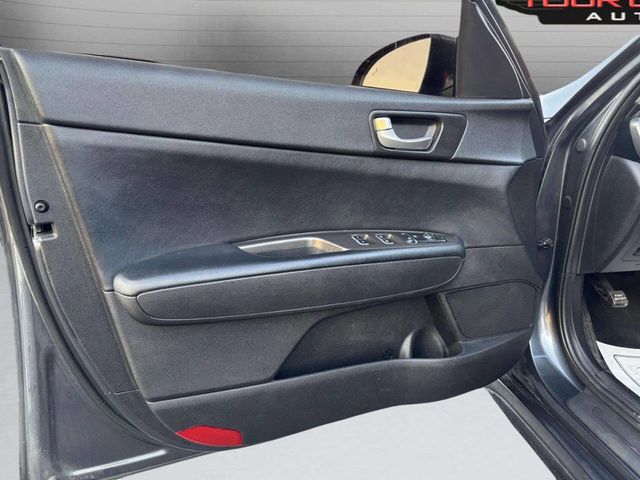 2019 Kia Optima S Automatic - 22941948 - 9