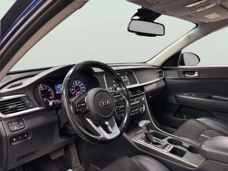 2019 Kia Optima S Automatic - 22959331 - 10
