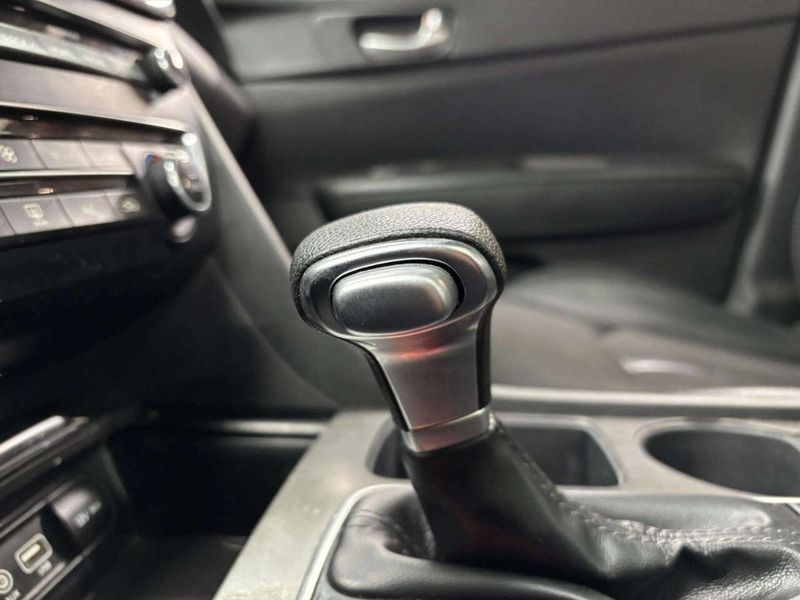 2019 Kia Optima S Automatic - 22959331 - 28