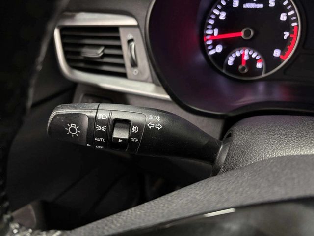 2019 Kia Optima S Automatic - 22959331 - 33