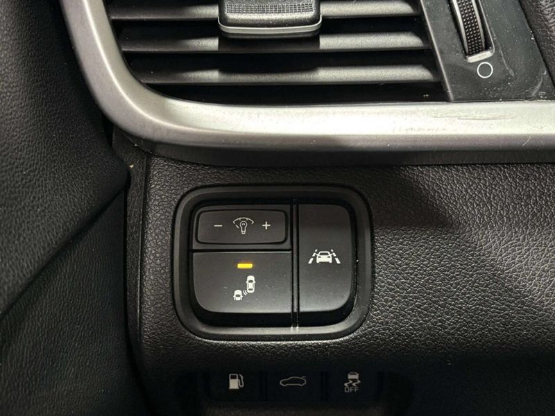 2019 Kia Optima S Automatic - 22959331 - 37