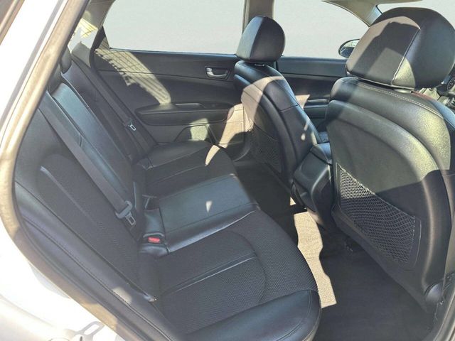 2019 Kia Optima S Automatic - 22961260 - 10
