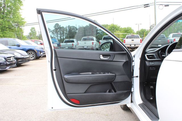 2019 Kia Optima S Automatic - 23021526 - 11