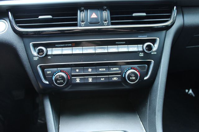 2019 Kia Optima S Automatic - 23021526 - 18