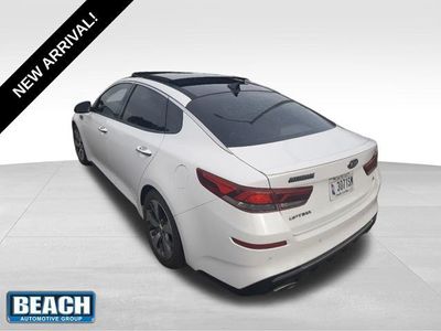 2019 Kia Optima - 5XXGT4L37KG363951