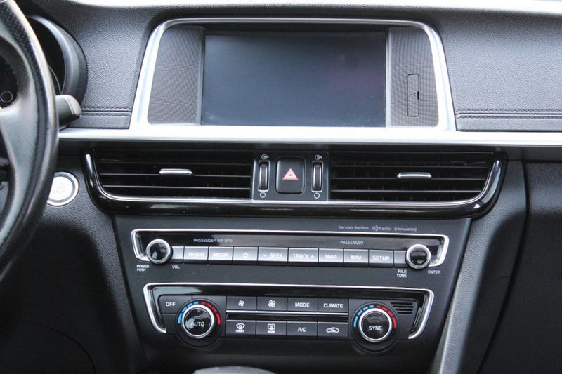 2019 Kia Optima SX Automatic - 22889872 - 19
